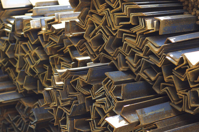 新車汽車配件中的金屬制品 品質(zhì)、功能與未來趨勢(shì)